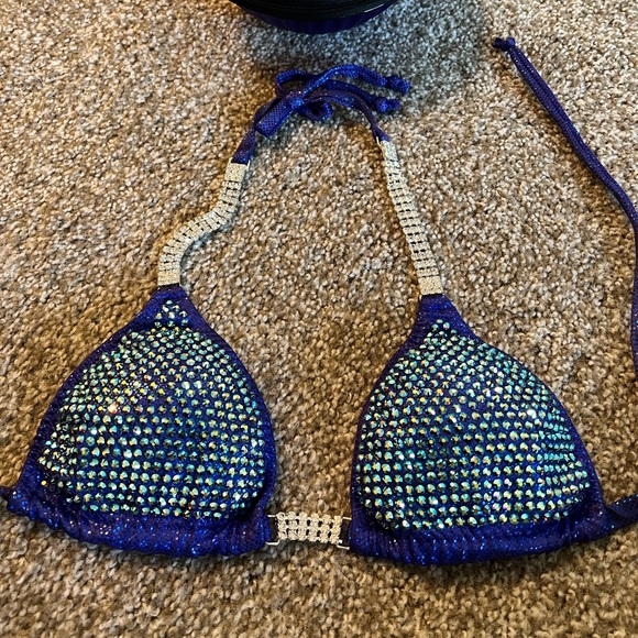 CJ Elite IFBB pro bikini suit- Janet Layug style - Picture 2 of 6